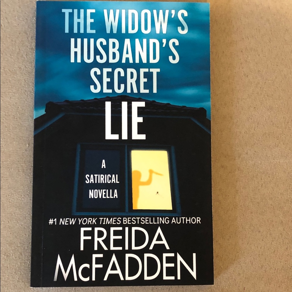 2 Freida McFadden Books - Picture 5 of 7
